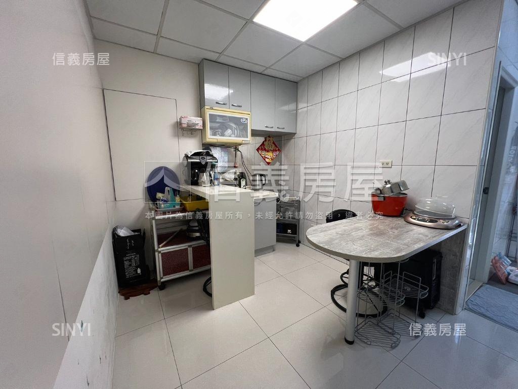 育英街靜巷美透天房屋室內格局與周邊環境