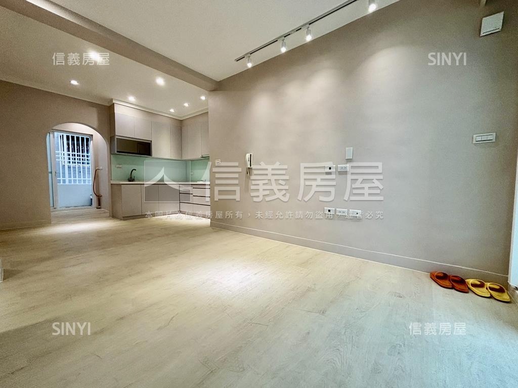近愛買圖書館小資宅房屋室內格局與周邊環境