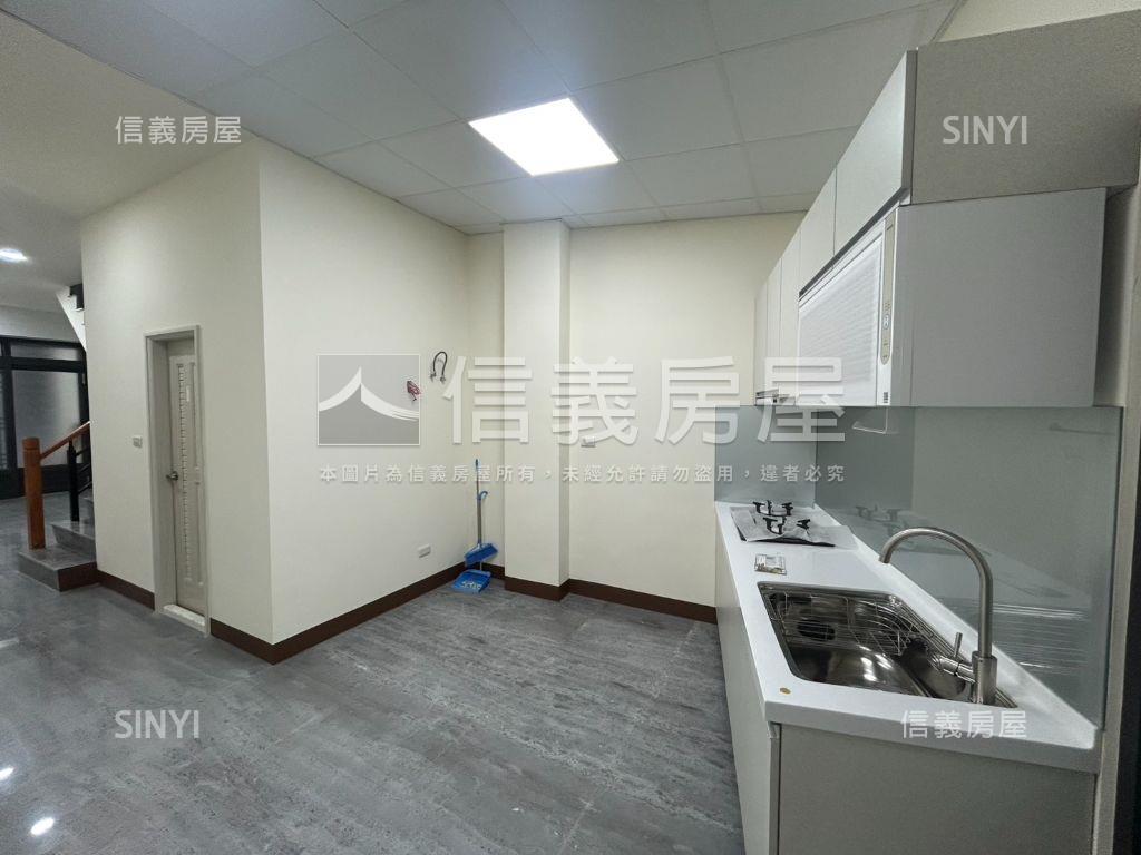 近光華夜市整新正街透店房屋室內格局與周邊環境