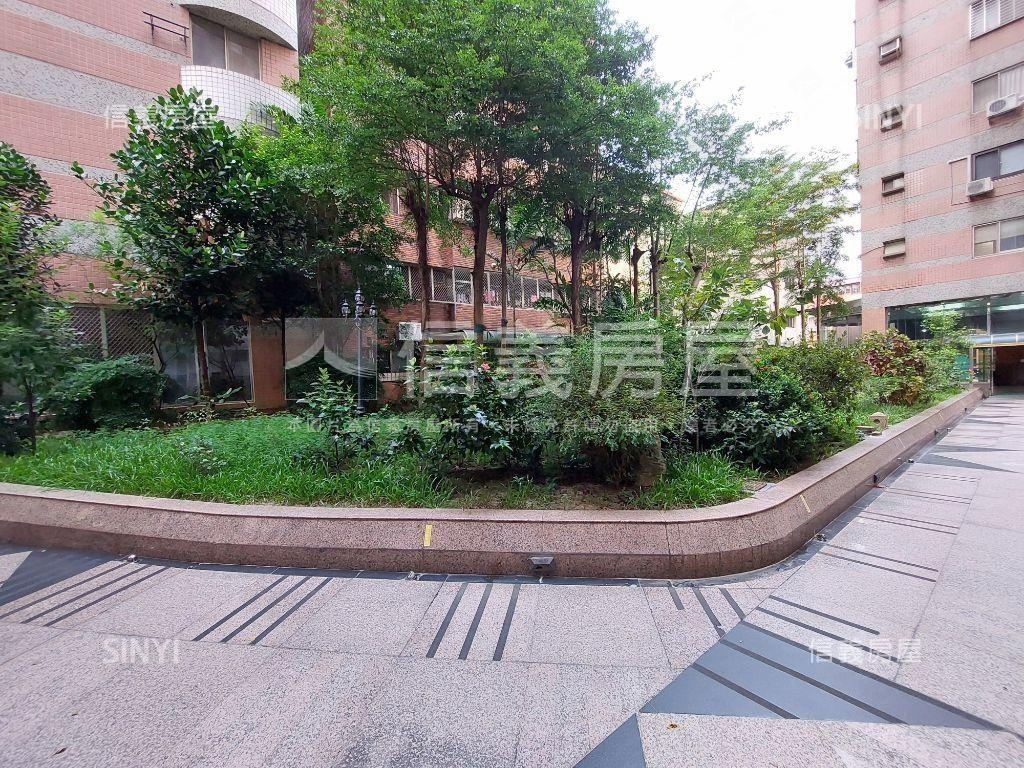 南屯低總價辦公室房屋室內格局與周邊環境