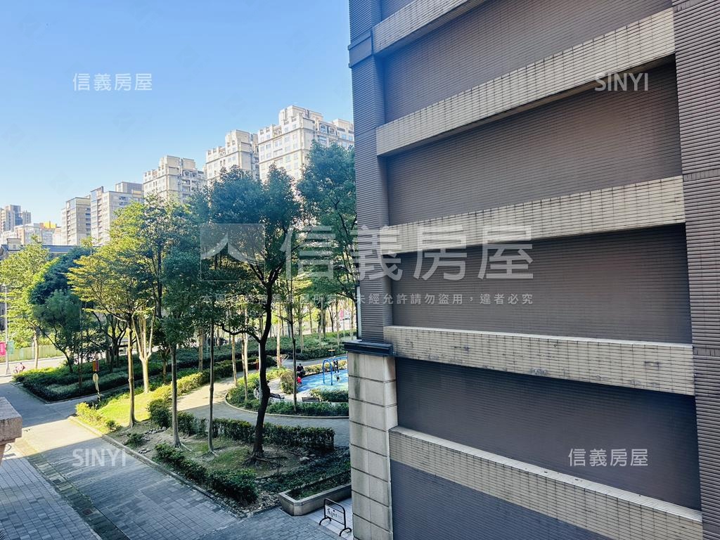 愛在歐洲。通風美三房車位房屋室內格局與周邊環境