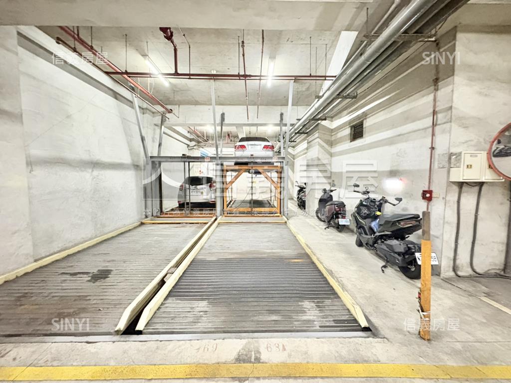 近三鶯線捷運景觀三房車位房屋室內格局與周邊環境