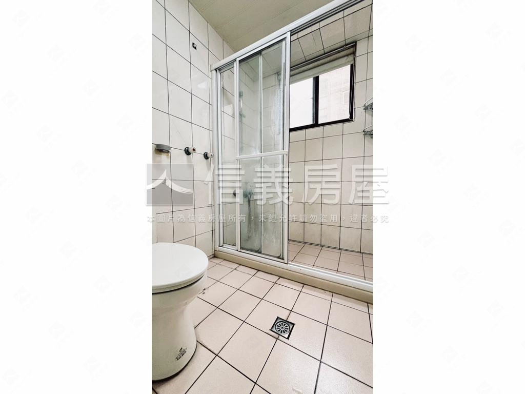 英雄鎮！高樓採光美三房房屋室內格局與周邊環境