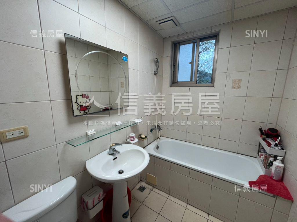 三面採光仙境四房美屋房屋室內格局與周邊環境