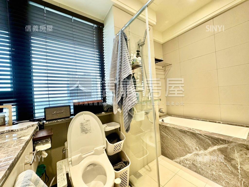 河藍灣２、正面河岸美三房房屋室內格局與周邊環境