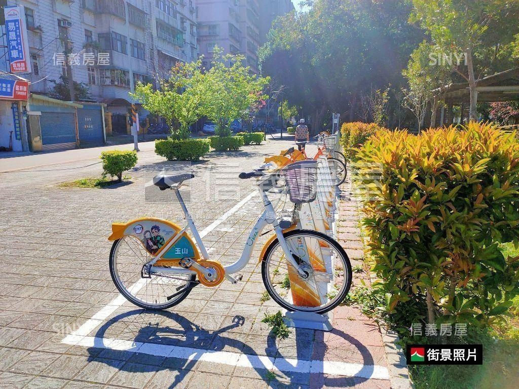 河藍灣２、正面河岸美三房房屋室內格局與周邊環境