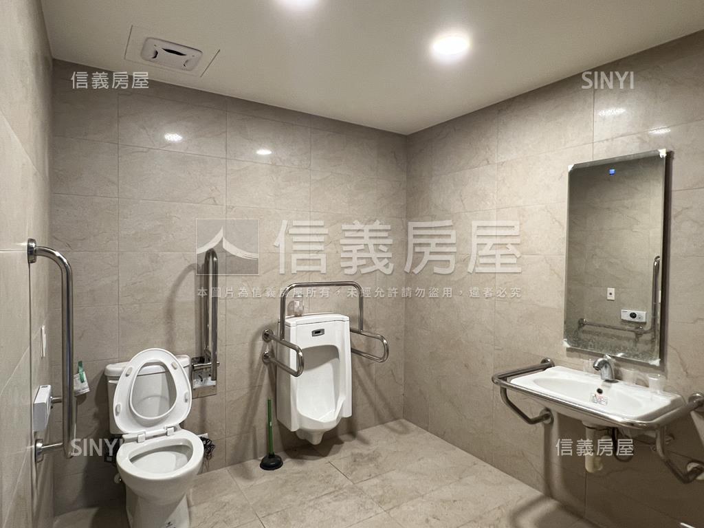 文山特區公園面寬金店房屋室內格局與周邊環境