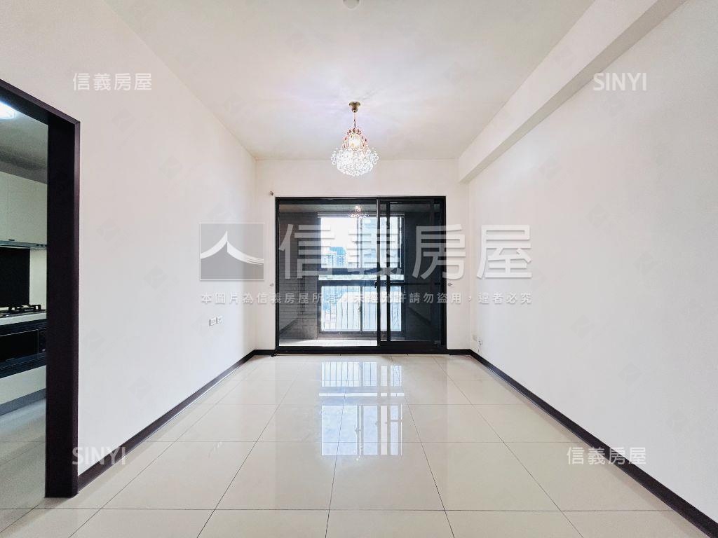 青埔紐約線上兩房衛浴開窗房屋室內格局與周邊環境