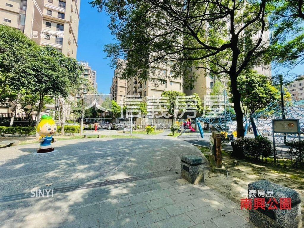 南崁市中心曼哈頓套房車位房屋室內格局與周邊環境