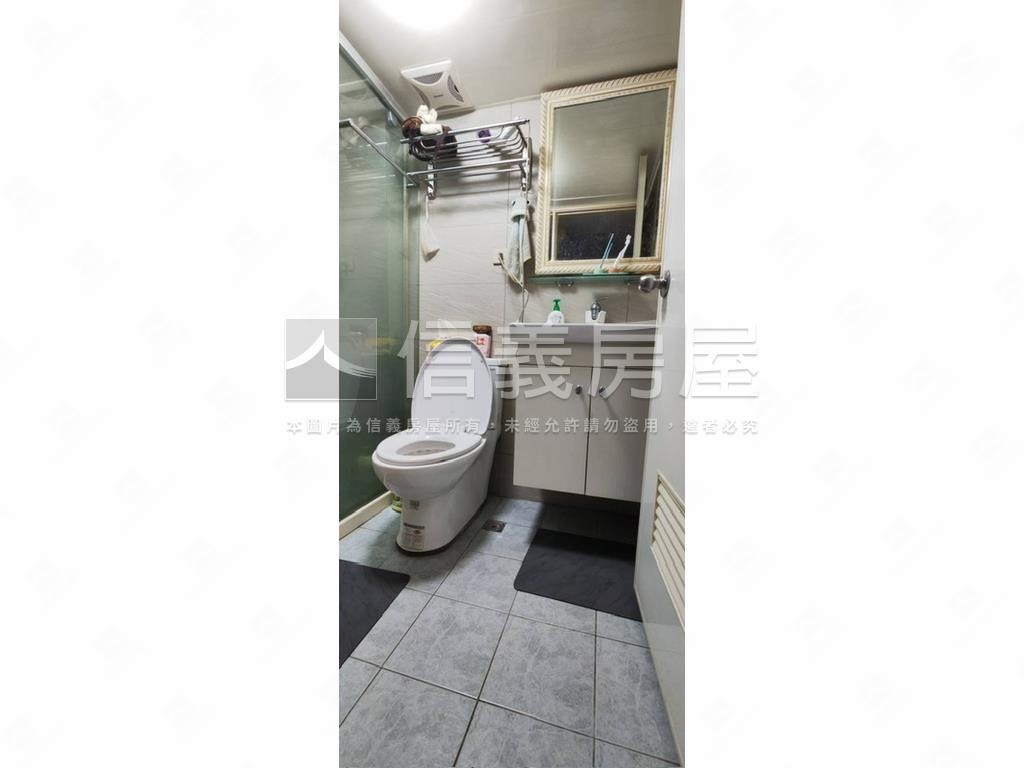 亞東精裝藍寶石房屋室內格局與周邊環境
