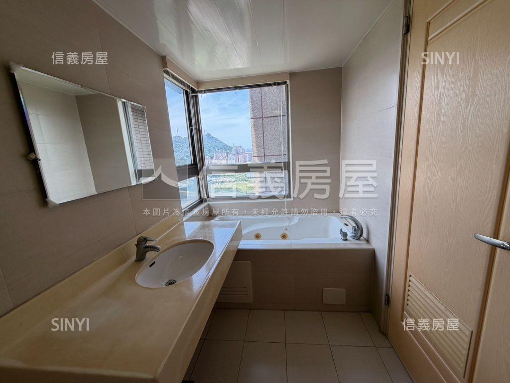 ＭＢＡ氣派豪邸房屋室內格局與周邊環境