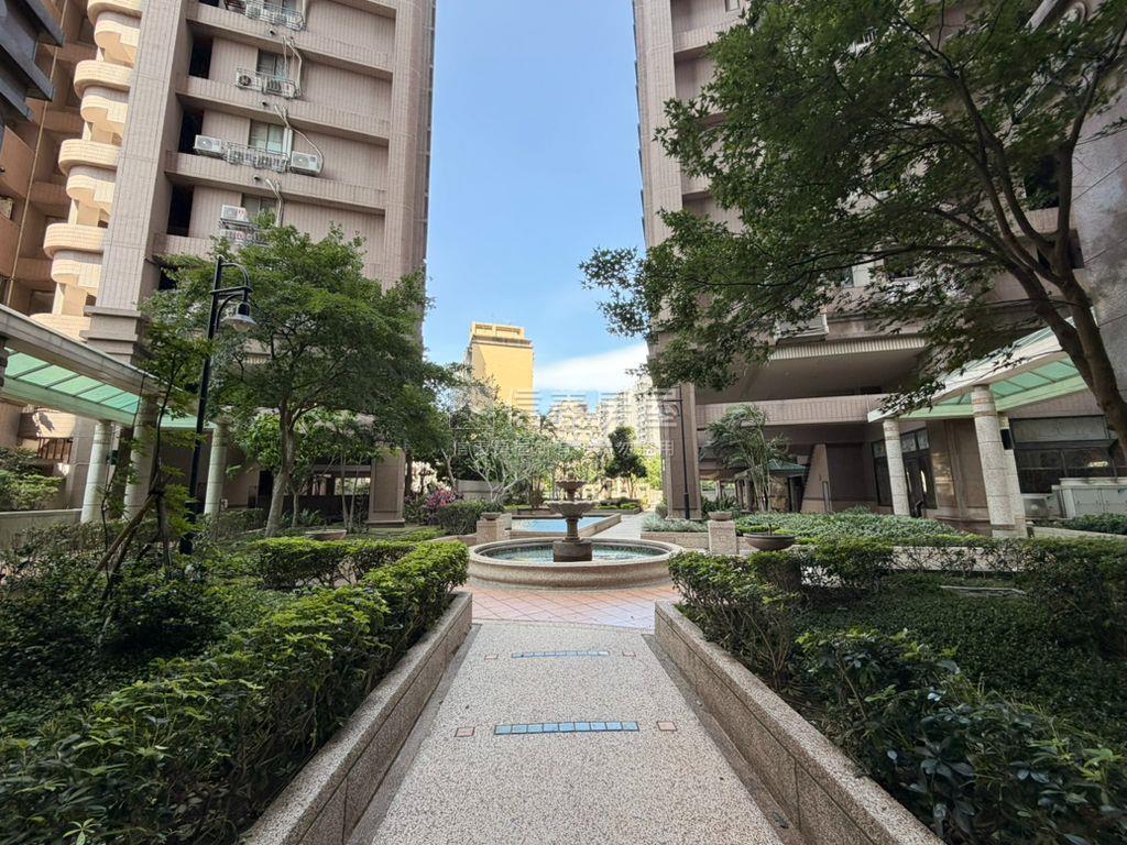 三峽北大氣派豪邸樓中樓房屋室內格局與周邊環境