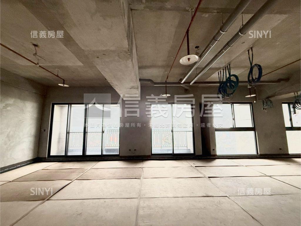 磐龍壹號樓高樓尊爵戶房屋室內格局與周邊環境