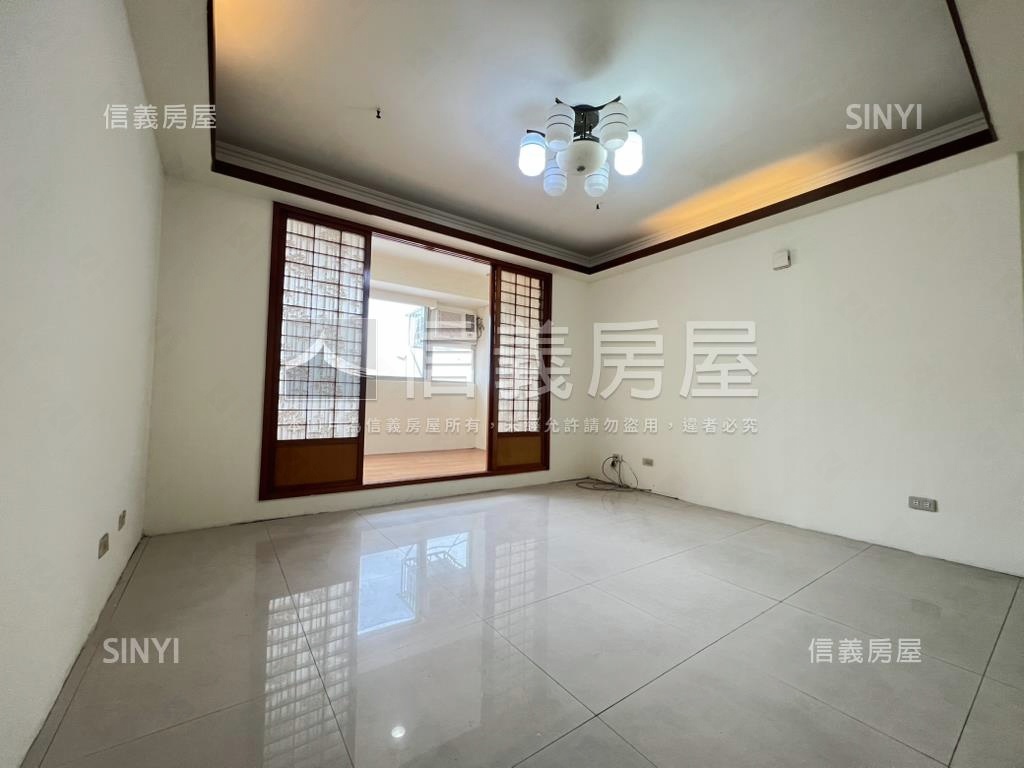 全球台北人景觀三房車位房屋室內格局與周邊環境