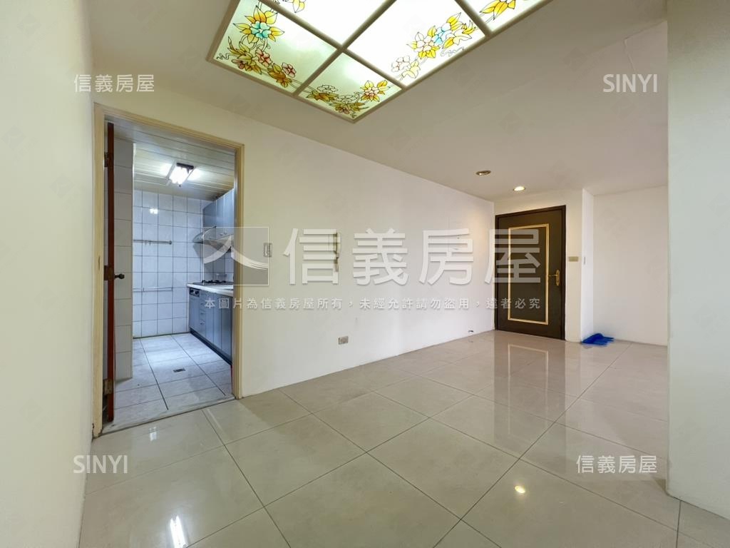 全球台北人景觀三房車位房屋室內格局與周邊環境