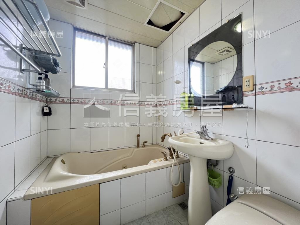 全球台北人景觀三房車位房屋室內格局與周邊環境