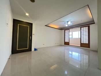 全球台北人景觀三房車位