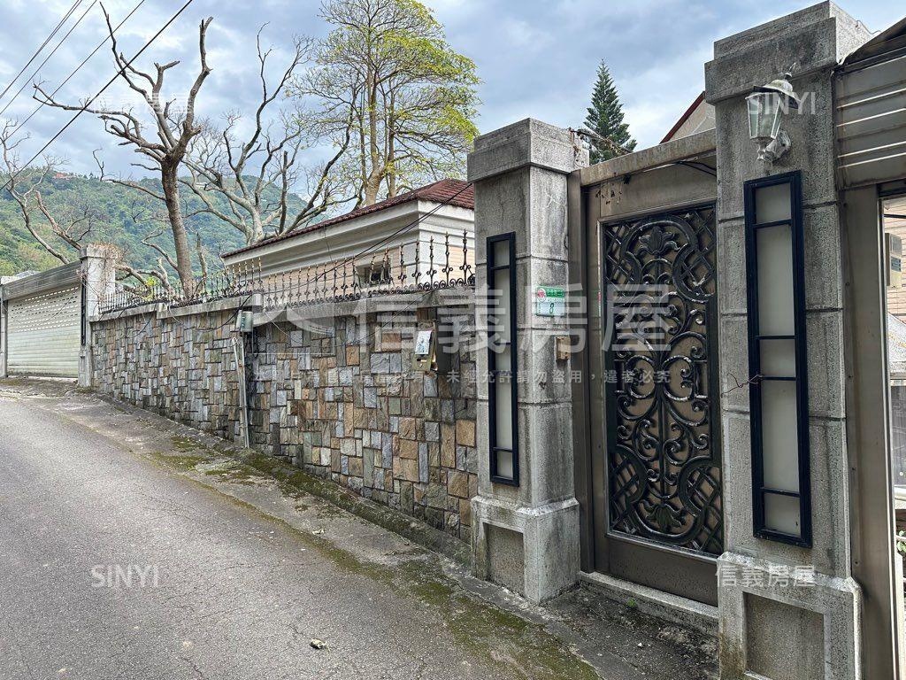 至善路梅林管理別墅房屋室內格局與周邊環境