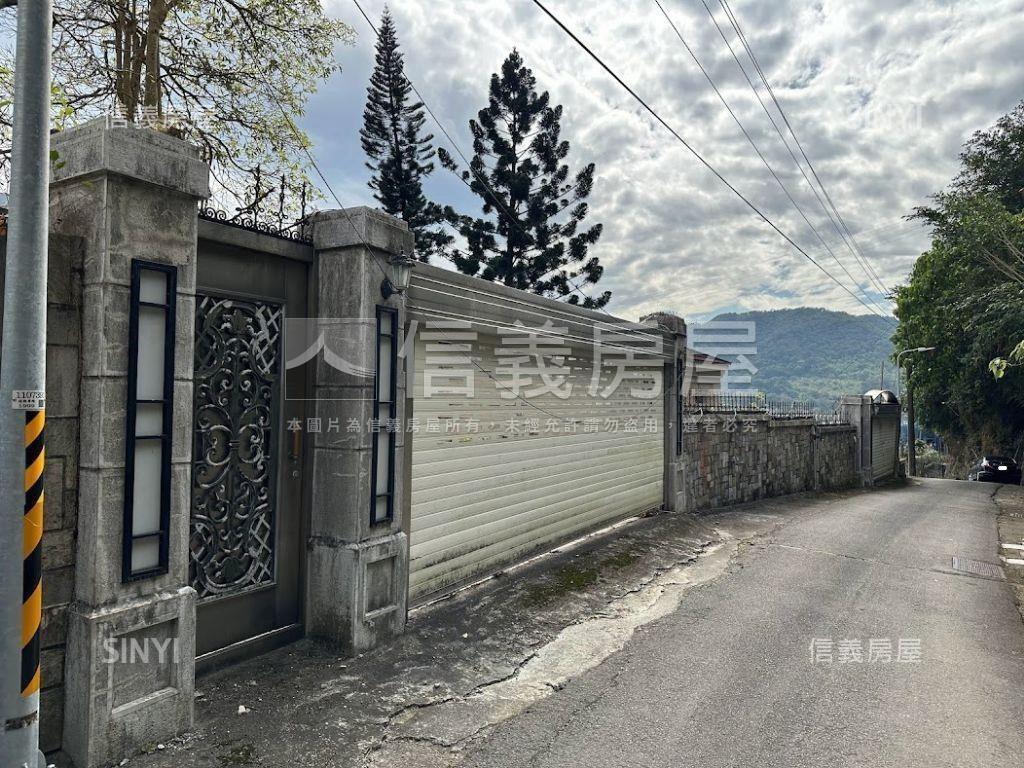 至善路梅林管理別墅房屋室內格局與周邊環境