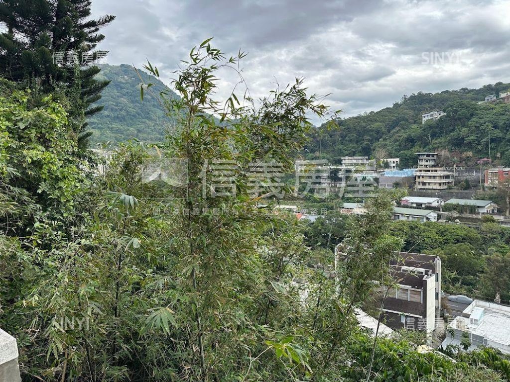 至善路梅林管理別墅房屋室內格局與周邊環境