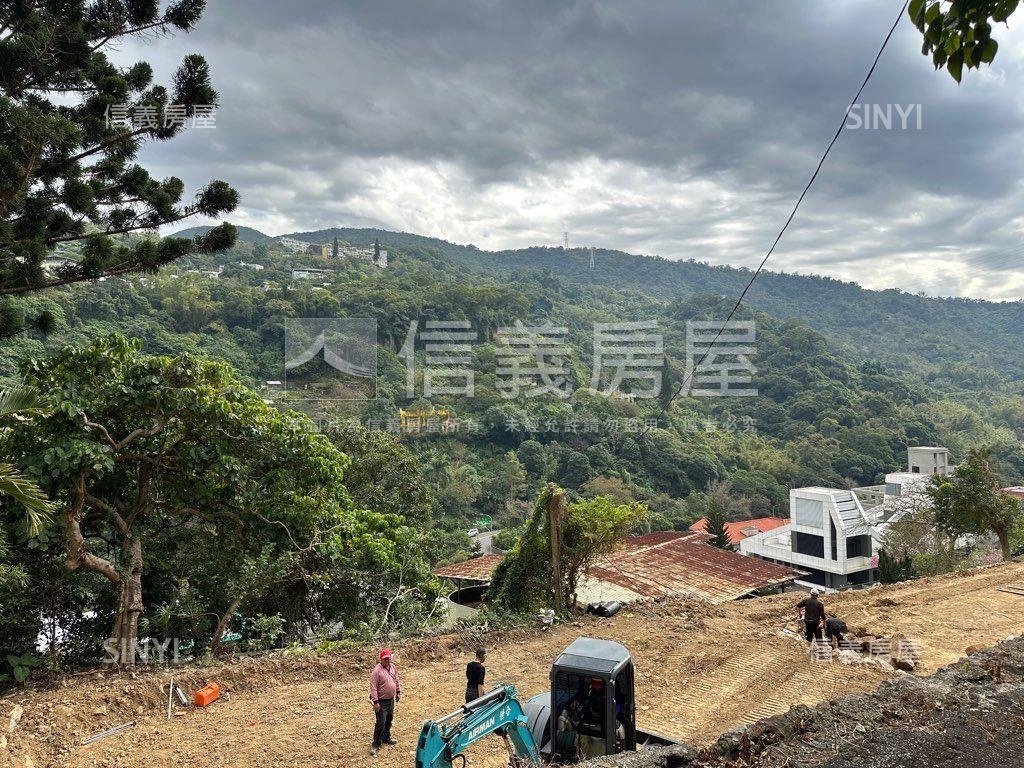 至善路梅林管理別墅房屋室內格局與周邊環境