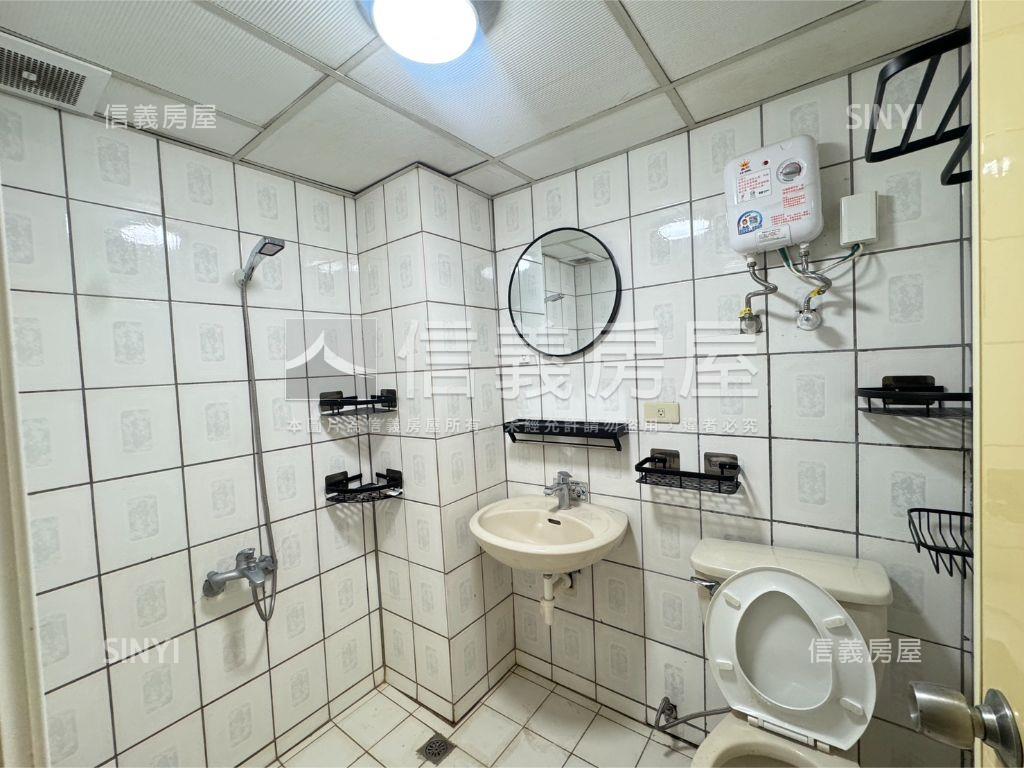 逢甲商圈美套房房屋室內格局與周邊環境