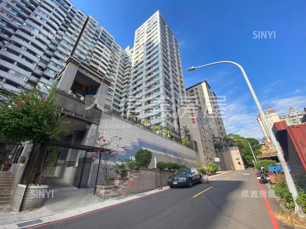 公園都市４房車位房屋室內格局與周邊環境