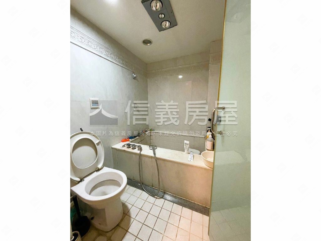 民生稀有一層一戶樹海美廈房屋室內格局與周邊環境