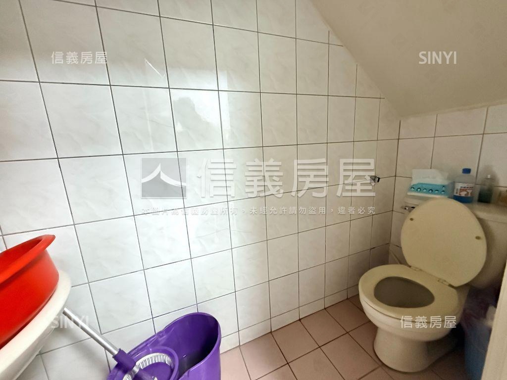 大觀路旁。優質四層透天厝房屋室內格局與周邊環境