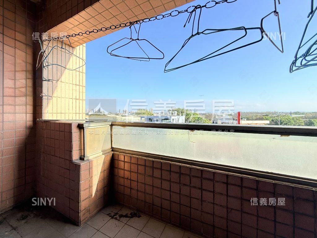 大觀路旁。優質四層透天厝房屋室內格局與周邊環境