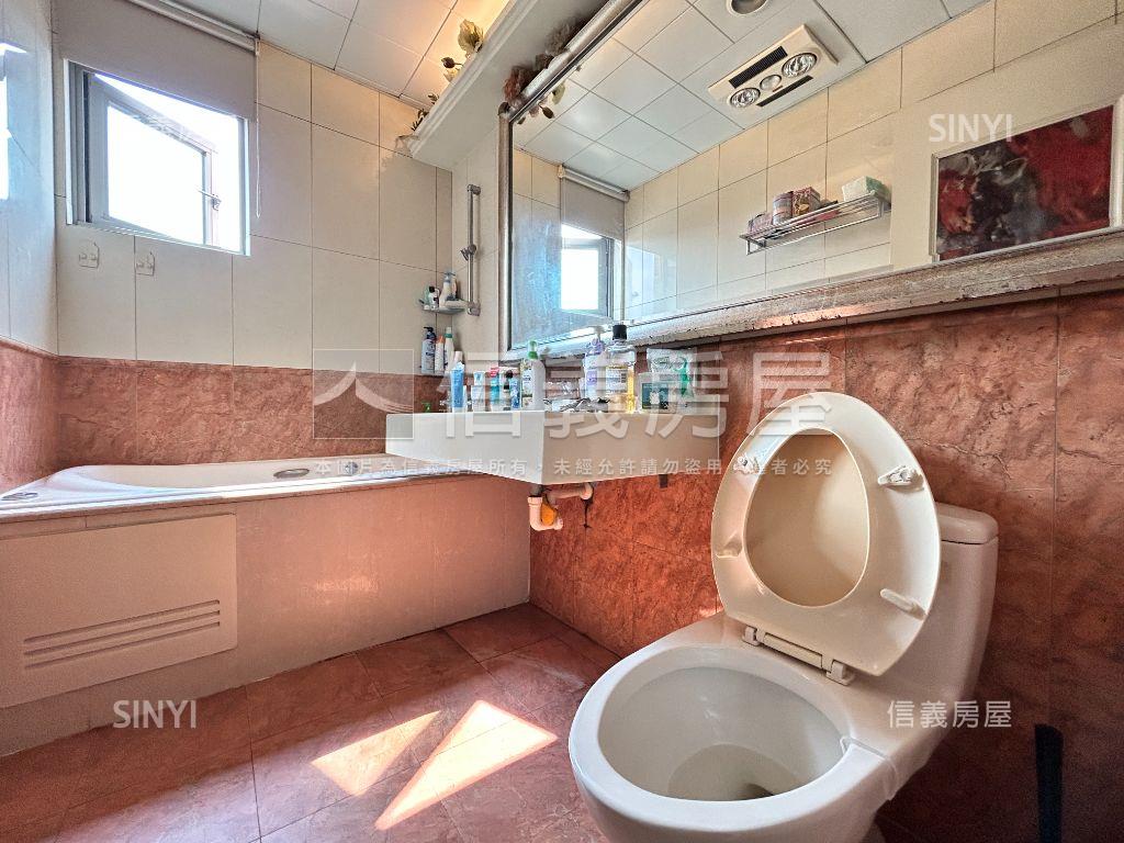 大安榮耀敦南四房雙平車房屋室內格局與周邊環境