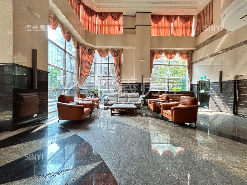 大安榮耀敦南四房雙平車房屋室內格局與周邊環境