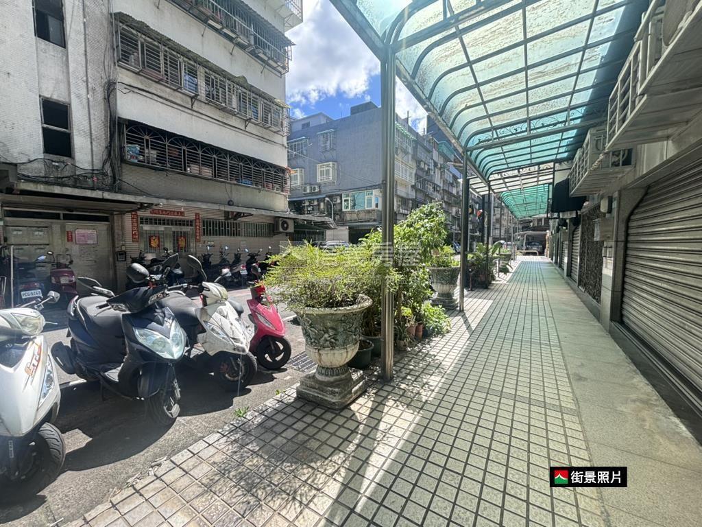 幸福安然加冕挑高一樓房屋室內格局與周邊環境