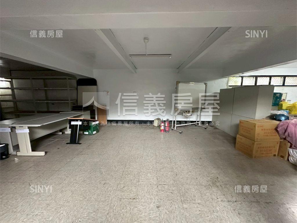 中壢８４８６坪工業大廠房屋室內格局與周邊環境
