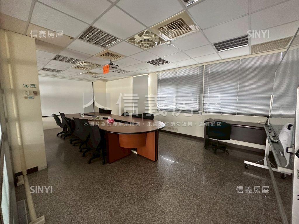 中壢８４８６坪工業大廠房屋室內格局與周邊環境