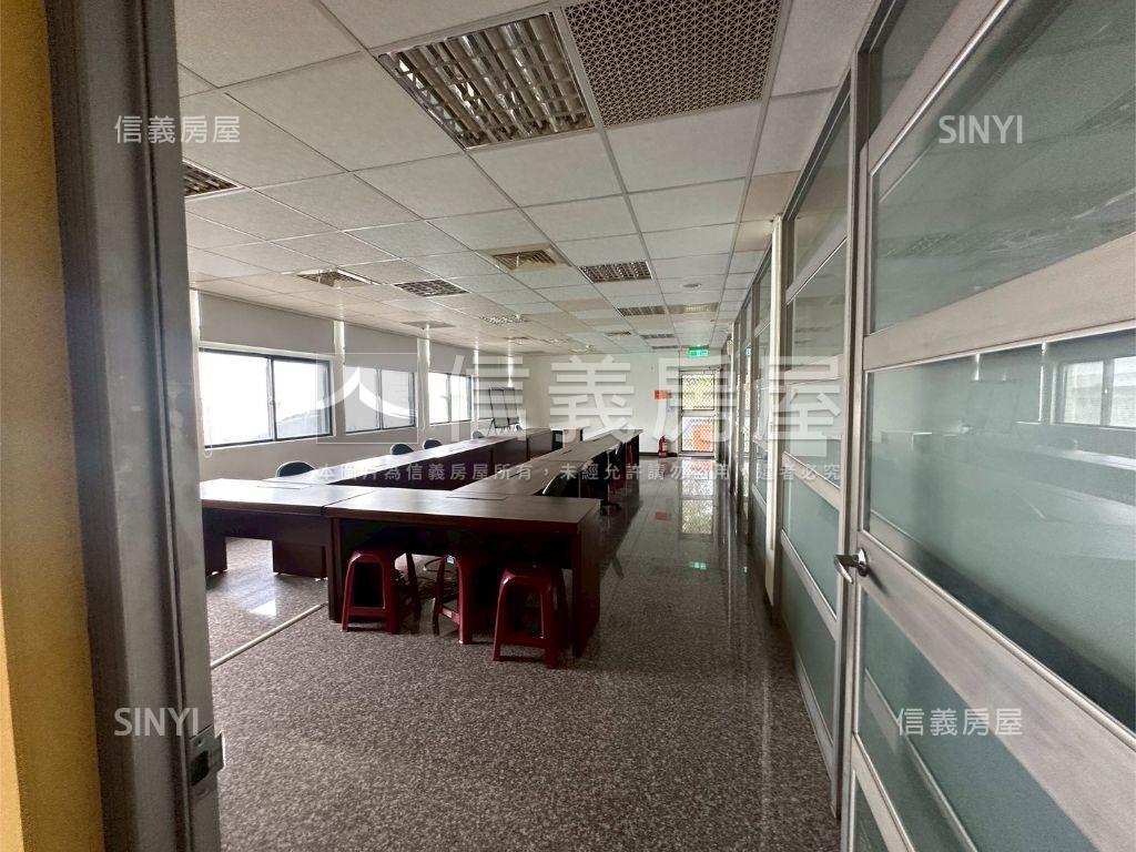 中壢８４８６坪工業大廠房屋室內格局與周邊環境