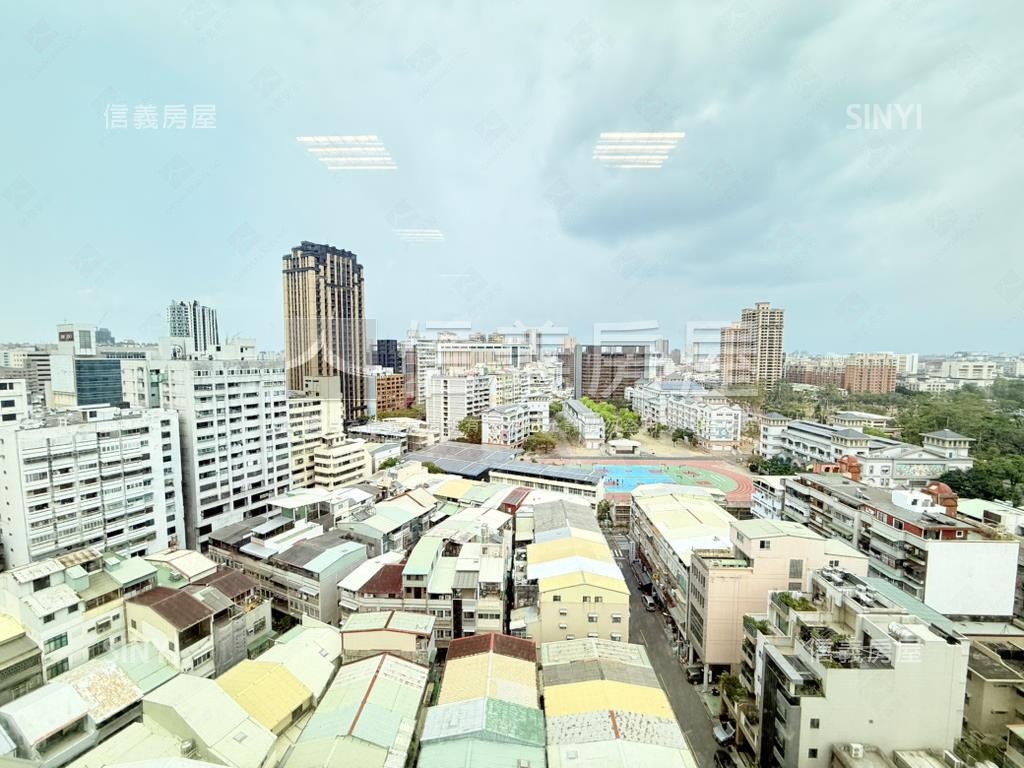 寶成中正景觀採光附車位房屋室內格局與周邊環境