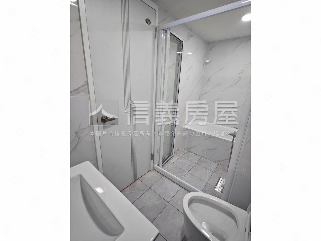 帝景５尊爵河濱樹海大空間房屋室內格局與周邊環境