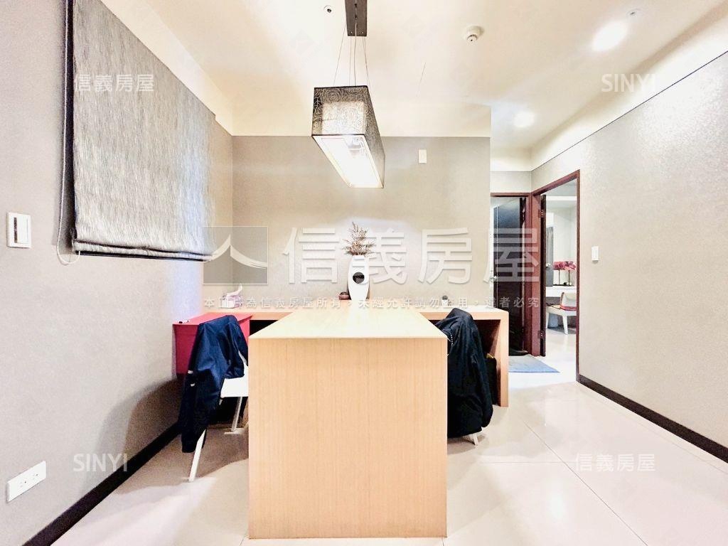 ★新杜拜大兩房附平車★房屋室內格局與周邊環境