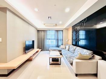 ★新杜拜大兩房附平車★