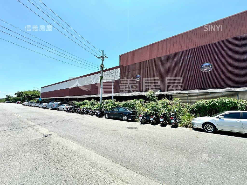 近知本車站約８６０坪商場房屋室內格局與周邊環境