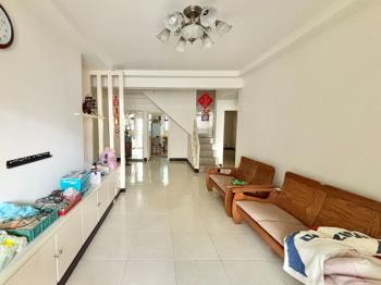 新生街頂加大空間