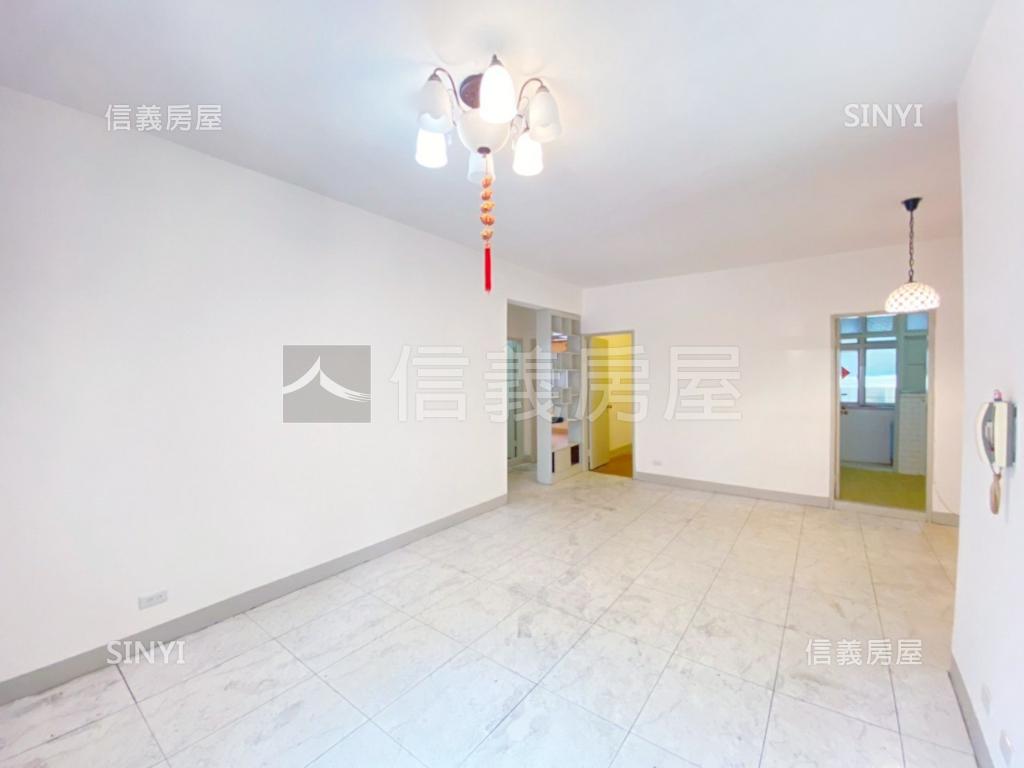 新北市新店區花開臻藏玫瑰三房 總價798萬 立即了解更多資訊