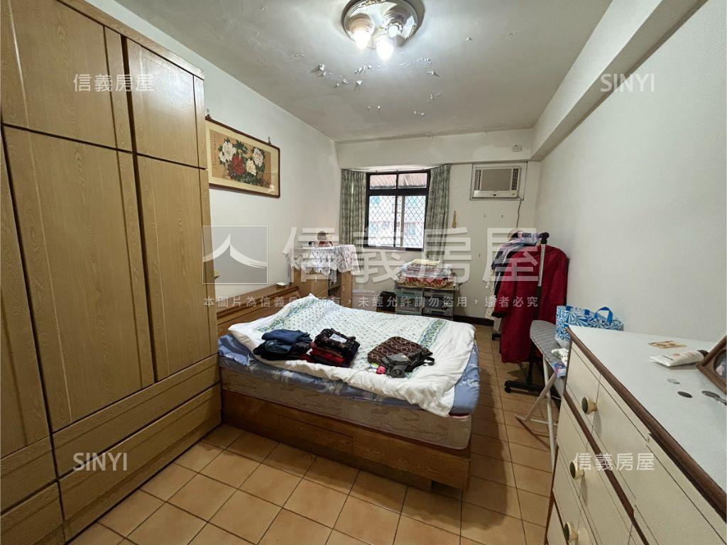 專任中央路近捷運美四房房屋室內格局與周邊環境