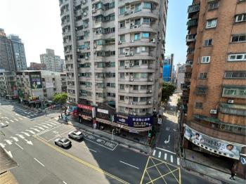 專任中央路近捷運美四房