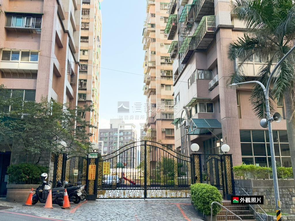 專任台北瑞士美屋房屋室內格局與周邊環境