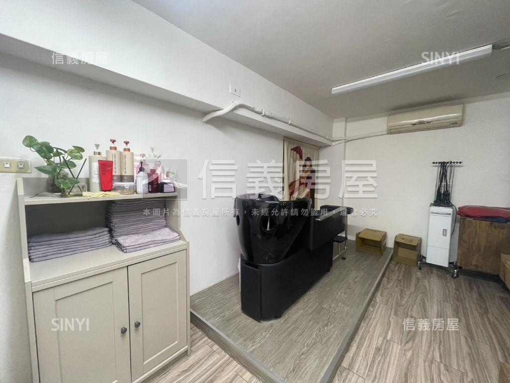 雙捷運帶財武市店面房屋室內格局與周邊環境