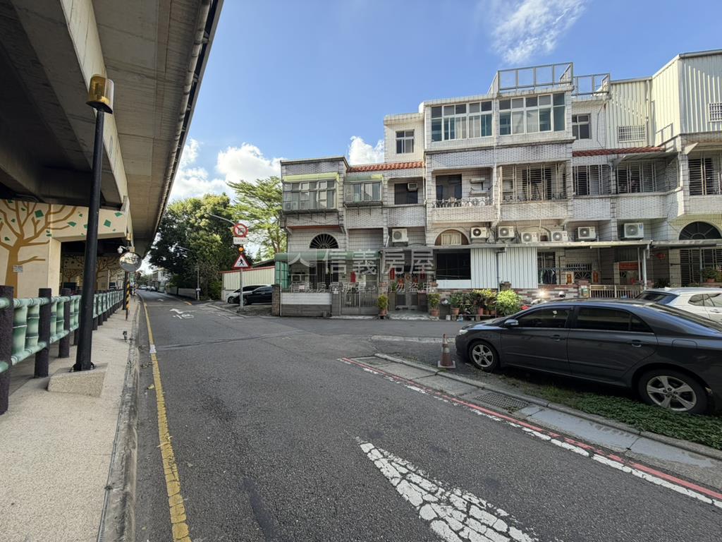 和平路雙面臨路小巧土地房屋室內格局與周邊環境