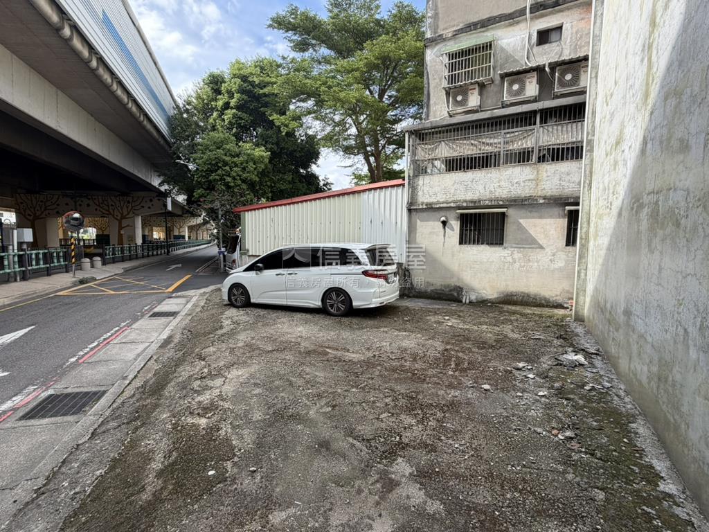 和平路臨路小巧土地房屋室內格局與周邊環境