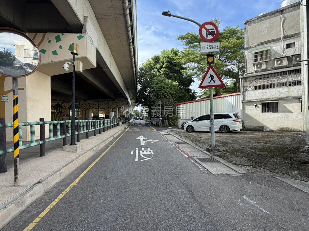 和平路臨路小巧土地房屋室內格局與周邊環境